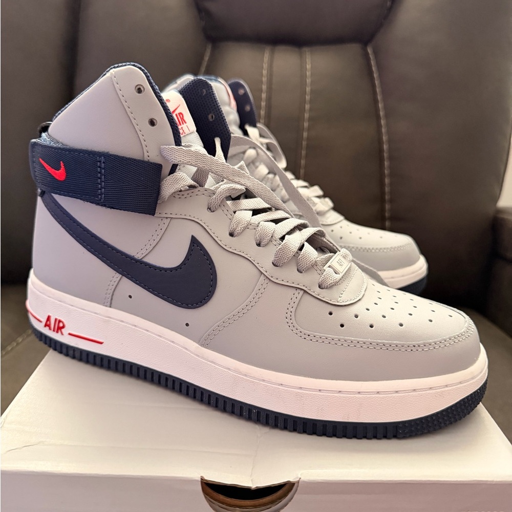 Nike Air Force 1 Mid - Light Gray with Navy and Red accents